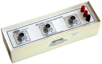 Decade Condensers Boxes Three Dials 0.0001uF -0.111 uF